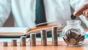 Come creare sane abitudini finanziarie vivendo in Italia